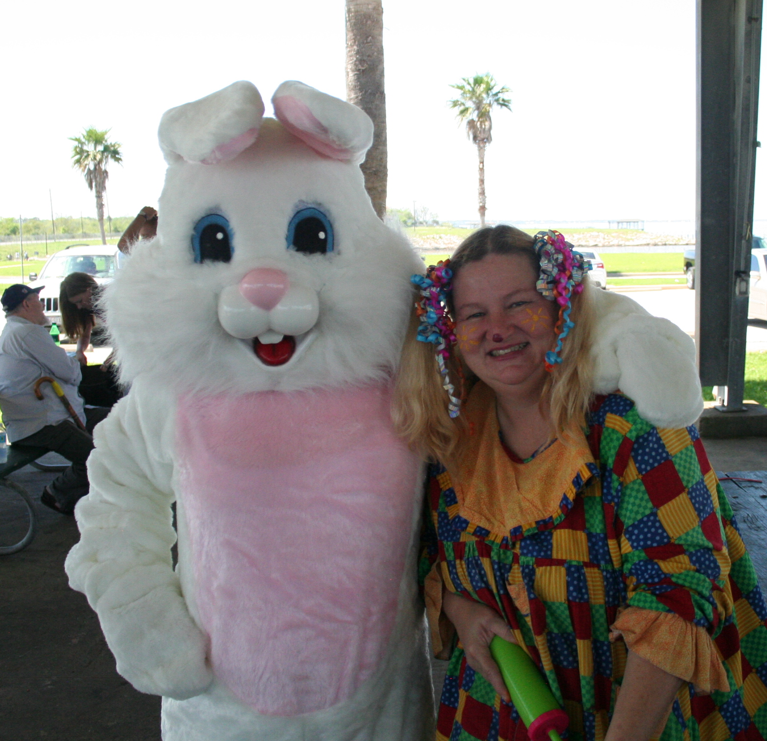 Sunny Sue knows the Easter Bunny